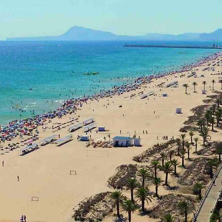 Apartamento Deluxe A 50M De Playa - Aire Wifi Гандия Экстерьер фото