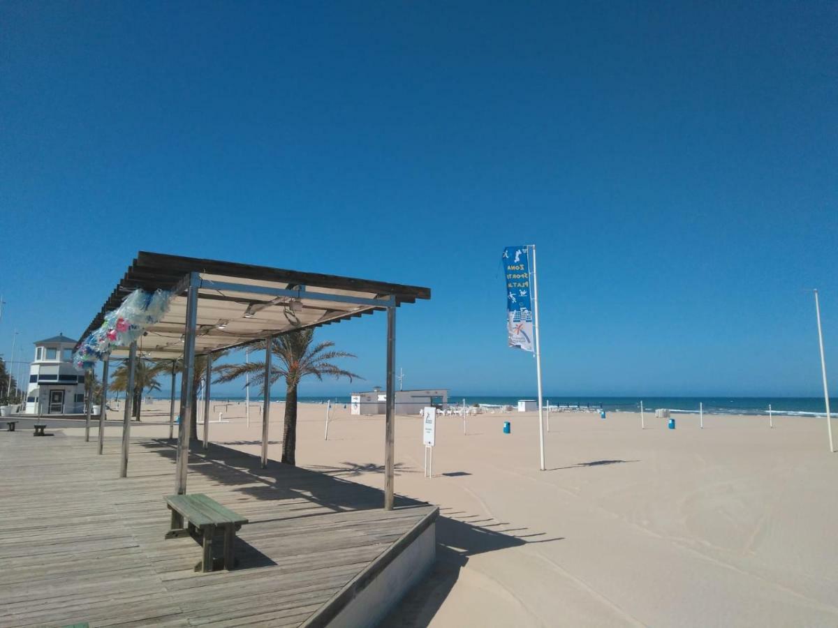 Apartamento Deluxe A 50M De Playa - Aire Wifi Гандия Экстерьер фото